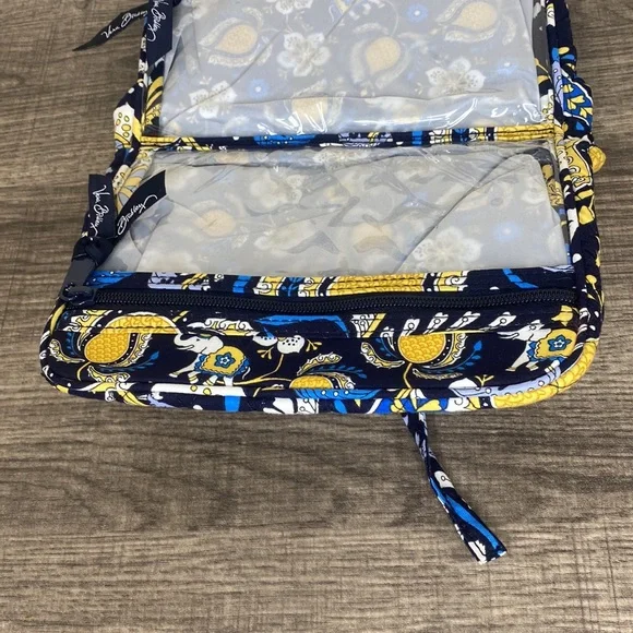 Traveling jewelry or makeup bag - Picture 6 of 8